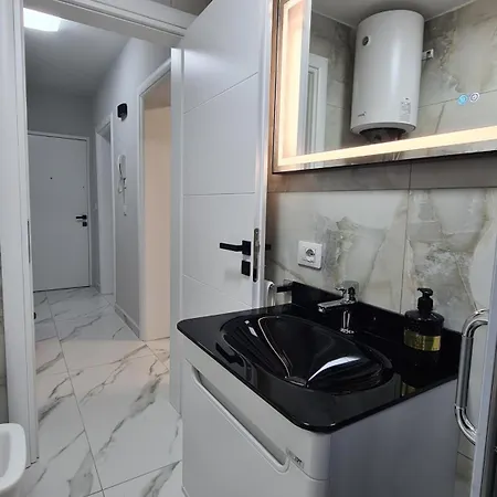 Dei Cozy Apartment *